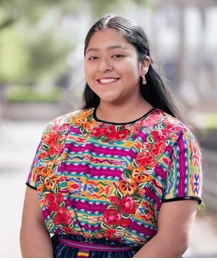 <em>Claudia - Petén.</em>